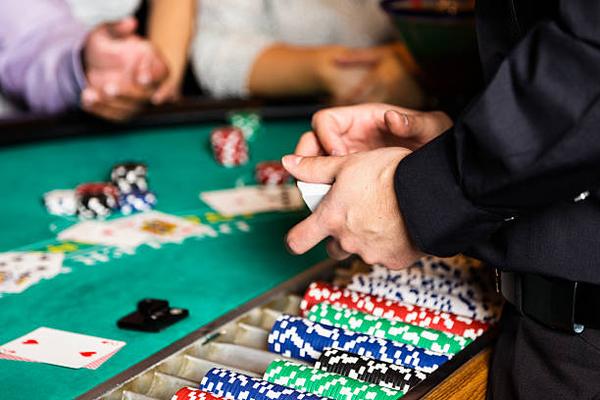Compare 바카라사이트 추천 for Casino Technology and Table Features