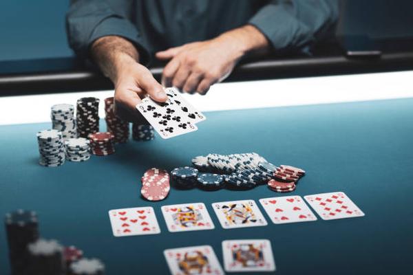 Understanding Player Preferences at the best online casino Singapore